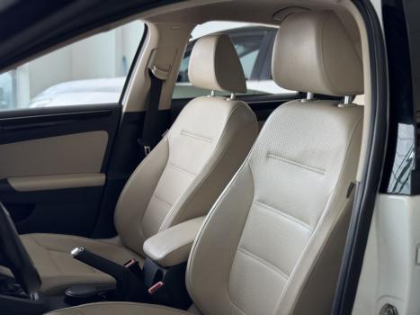 VOLKSWAGEN Jetta 2.0 4P TSI HIGHLINE 211 CV AUTOMTICO, Foto 14