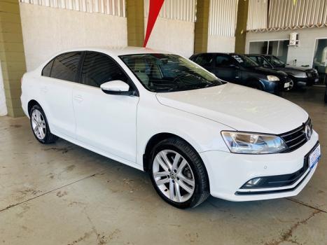 VOLKSWAGEN Jetta 2.0 4P TSI HIGHLINE 211 CV AUTOMTICO, Foto 2