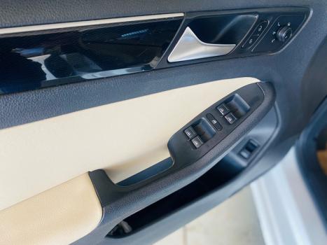 VOLKSWAGEN Jetta 2.0 4P TSI HIGHLINE 211 CV AUTOMTICO, Foto 16