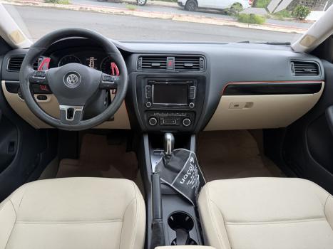 VOLKSWAGEN Jetta 2.0 4P COMFORTLINE TIPTRONIC AUTOM�TICO, Foto 8