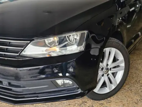 VOLKSWAGEN Jetta 2.0 4P TSI HIGHLINE 211 CV AUTOMTICO, Foto 13