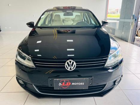 VOLKSWAGEN Jetta 2.0 4P FLEX COMFORTLINE TIPTRONIC AUTOM�TICO, Foto 2