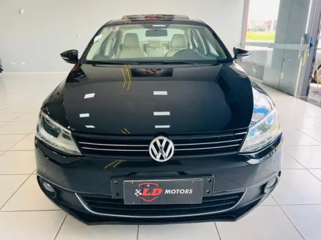 VOLKSWAGEN Jetta 2.0 4P FLEX COMFORTLINE TIPTRONIC AUTOM�TICO, Foto 2