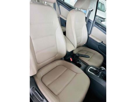 VOLKSWAGEN Jetta 2.0 4P FLEX COMFORTLINE TIPTRONIC AUTOM�TICO, Foto 16