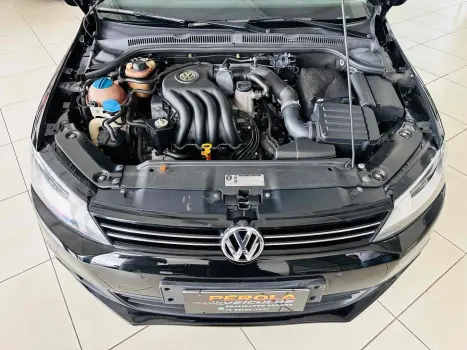 VOLKSWAGEN Jetta 2.0 4P FLEX COMFORTLINE TIPTRONIC AUTOM�TICO, Foto 20