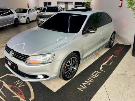 VOLKSWAGEN Jetta 2.0 4P COMFORTLINE TIPTRONIC AUTOM�TICO, Foto 3