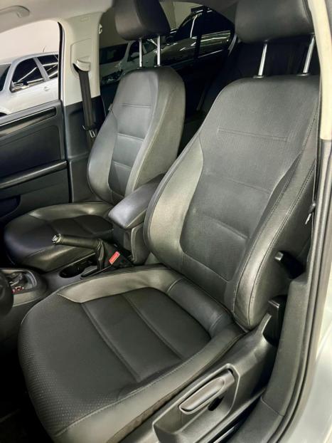 VOLKSWAGEN Jetta 2.0 4P COMFORTLINE TIPTRONIC AUTOM�TICO, Foto 13
