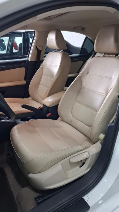 VOLKSWAGEN Jetta 2.0 4P FLEX COMFORTLINE TIPTRONIC AUTOM�TICO, Foto 9