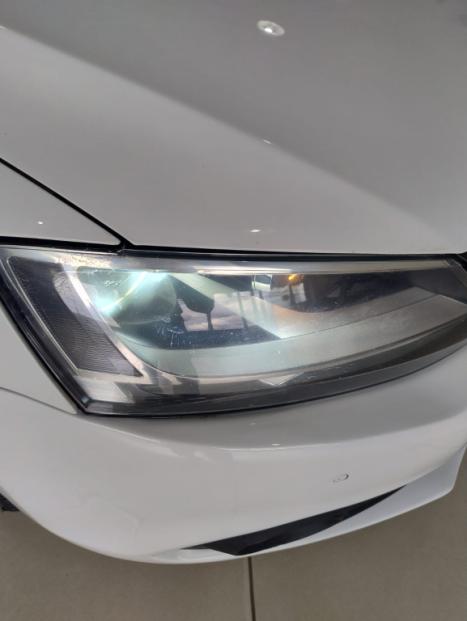 VOLKSWAGEN Jetta 2.0 4P FLEX COMFORTLINE TIPTRONIC AUTOM�TICO, Foto 8