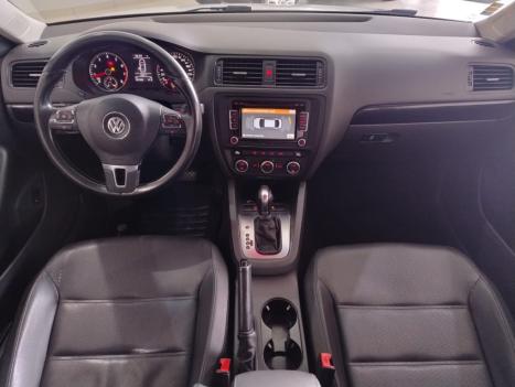 VOLKSWAGEN Jetta 2.0 4P FLEX COMFORTLINE TIPTRONIC AUTOM�TICO, Foto 10
