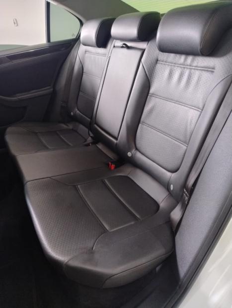 VOLKSWAGEN Jetta 2.0 4P FLEX COMFORTLINE TIPTRONIC AUTOM�TICO, Foto 15