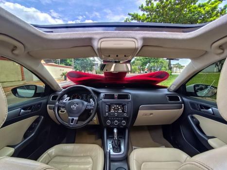 VOLKSWAGEN Jetta 2.0 4P TSI HIGHLINE 211 CV AUTOM�TICO, Foto 9