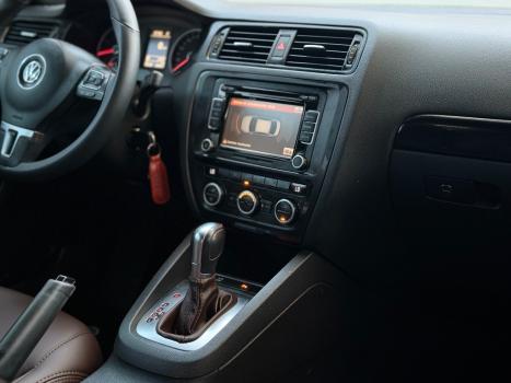 VOLKSWAGEN Jetta 2.0 4P FLEX COMFORTLINE TIPTRONIC AUTOM�TICO, Foto 8