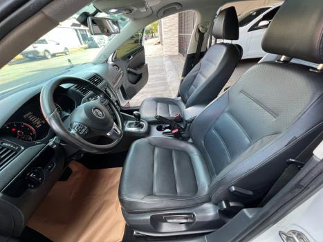 VOLKSWAGEN Jetta 2.0 4P COMFORTLINE TIPTRONIC AUTOM�TICO, Foto 15