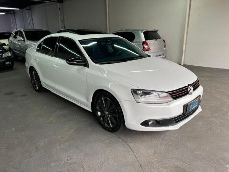 VOLKSWAGEN Jetta 2.0 4P COMFORTLINE TIPTRONIC AUTOM�TICO, Foto 4