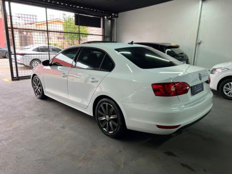 VOLKSWAGEN Jetta 2.0 4P COMFORTLINE TIPTRONIC AUTOM�TICO, Foto 7