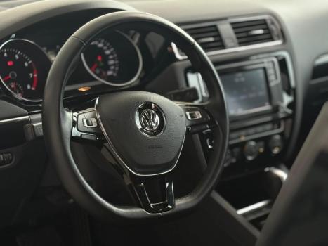 VOLKSWAGEN Jetta 2.0 4P TSI HIGHLINE 211 CV AUTOM�TICO, Foto 9