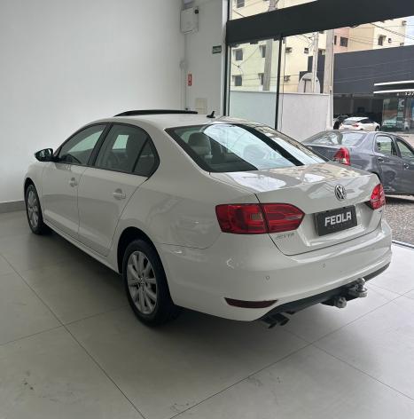 VOLKSWAGEN Jetta 2.0 4P FLEX COMFORTLINE TIPTRONIC AUTOM�TICO, Foto 4