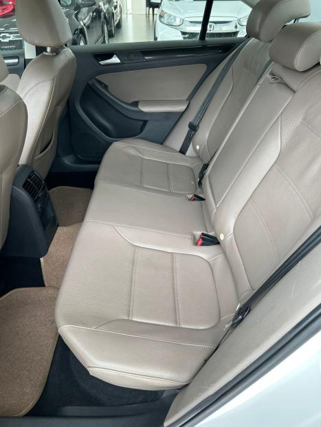 VOLKSWAGEN Jetta 2.0 4P FLEX COMFORTLINE TIPTRONIC AUTOM�TICO, Foto 8