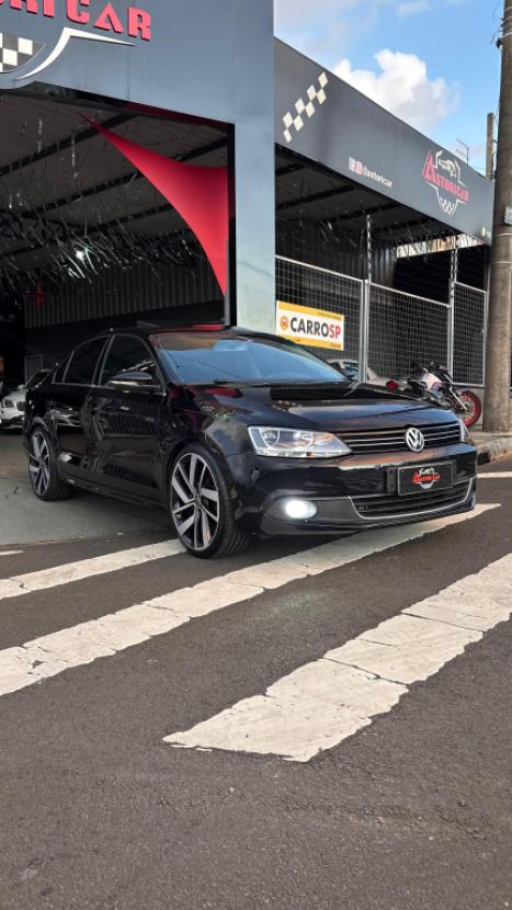 VOLKSWAGEN Jetta 2.0 4P TSI HIGHLINE 200 CV AUTOM�TICO, Foto 2