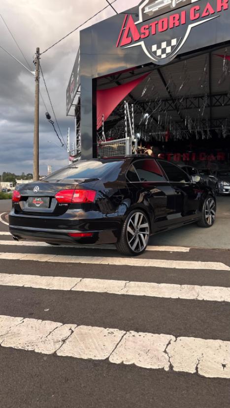 VOLKSWAGEN Jetta 2.0 4P TSI HIGHLINE 200 CV AUTOM�TICO, Foto 7