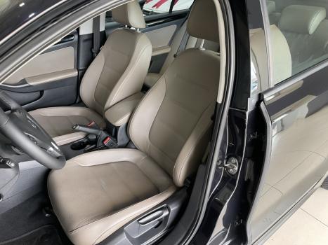 VOLKSWAGEN Jetta 2.0 4P FLEX COMFORTLINE TIPTRONIC AUTOM�TICO, Foto 11