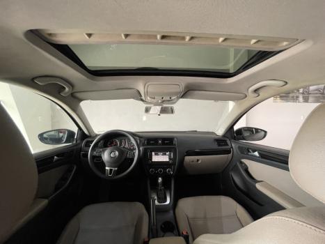 VOLKSWAGEN Jetta 2.0 4P FLEX COMFORTLINE TIPTRONIC AUTOM�TICO, Foto 12