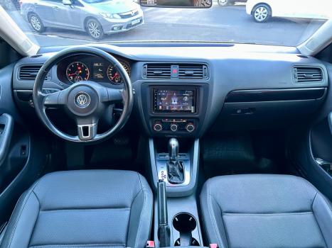 VOLKSWAGEN Jetta 2.0 4P COMFORTLINE TIPTRONIC AUTOM�TICO, Foto 7