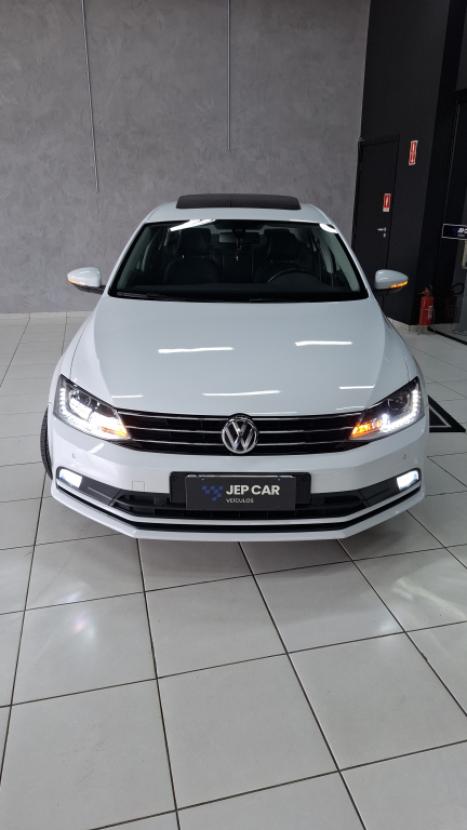 VOLKSWAGEN Jetta 2.0 4P FLEX COMFORTLINE TIPTRONIC AUTOM�TICO, Foto 2