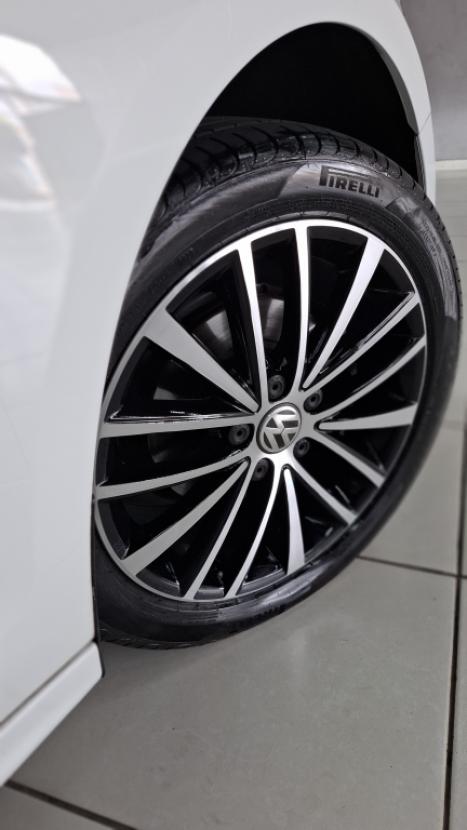 VOLKSWAGEN Jetta 2.0 4P FLEX COMFORTLINE TIPTRONIC AUTOM�TICO, Foto 3
