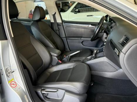 VOLKSWAGEN Jetta 2.0 4P FLEX COMFORTLINE TIPTRONIC AUTOM�TICO, Foto 10
