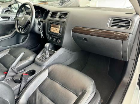 VOLKSWAGEN Jetta 2.0 4P COMFORTLINE TIPTRONIC AUTOM�TICO, Foto 8