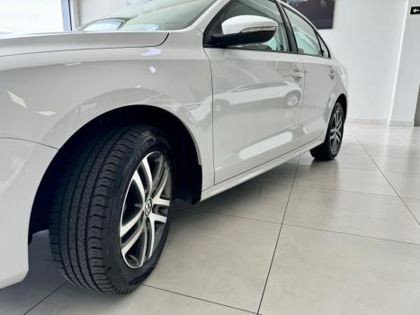 VOLKSWAGEN Jetta 2.0 4P COMFORTLINE TIPTRONIC AUTOM�TICO, Foto 11
