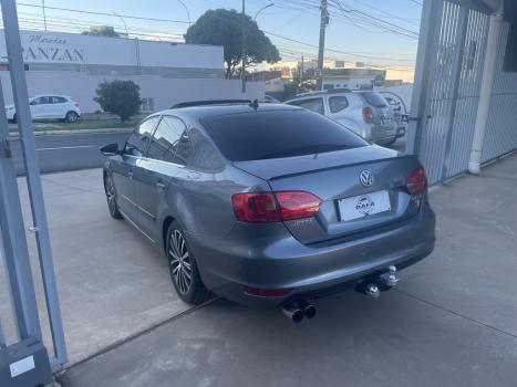 VOLKSWAGEN Jetta 2.0 4P TSI HIGHLINE 211 CV AUTOM�TICO, Foto 5