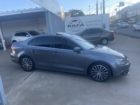 VOLKSWAGEN Jetta 2.0 4P TSI HIGHLINE 211 CV AUTOM�TICO, Foto 8