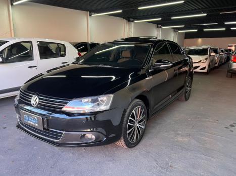 VOLKSWAGEN Jetta 2.0 4P TSI HIGHLINE 200 CV AUTOM�TICO, Foto 2