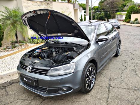VOLKSWAGEN Jetta 2.0 4P COMFORTLINE TIPTRONIC AUTOM�TICO, Foto 10