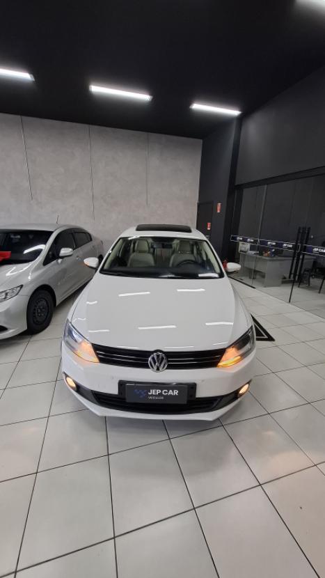 VOLKSWAGEN Jetta 2.0 4P FLEX COMFORTLINE TIPTRONIC AUTOM�TICO, Foto 2