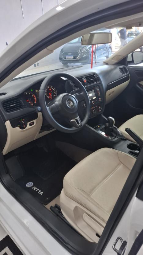 VOLKSWAGEN Jetta 2.0 4P FLEX COMFORTLINE TIPTRONIC AUTOM�TICO, Foto 7