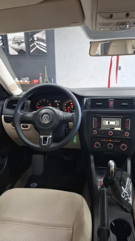 VOLKSWAGEN Jetta 2.0 4P FLEX COMFORTLINE TIPTRONIC AUTOM�TICO, Foto 8