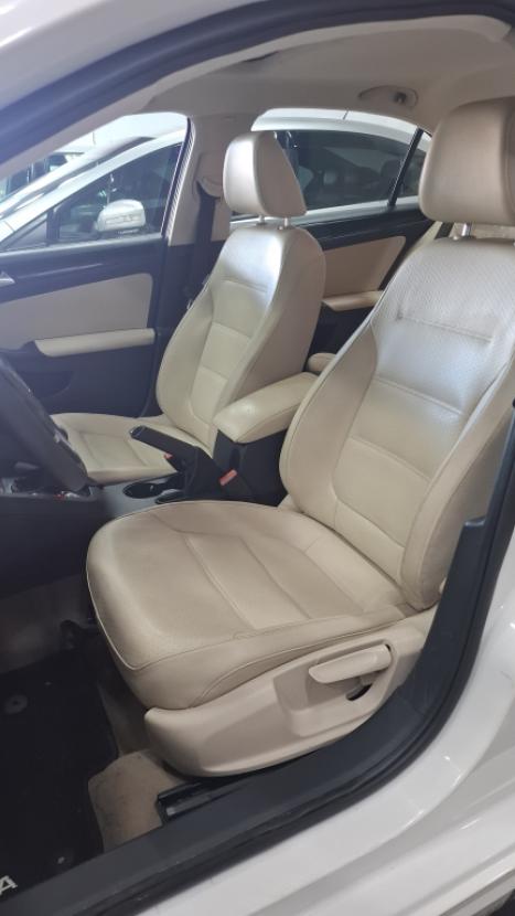 VOLKSWAGEN Jetta 2.0 4P FLEX COMFORTLINE TIPTRONIC AUTOM�TICO, Foto 9