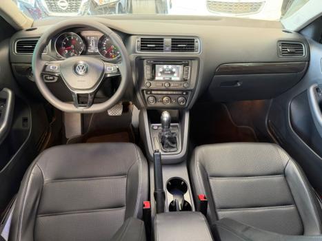 VOLKSWAGEN Jetta 2.0 4P FLEX COMFORTLINE TIPTRONIC AUTOM�TICO, Foto 2