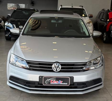 VOLKSWAGEN Jetta 2.0 4P FLEX COMFORTLINE TIPTRONIC AUTOM�TICO, Foto 3