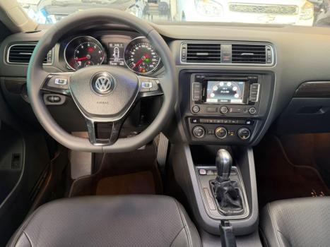 VOLKSWAGEN Jetta 2.0 4P FLEX COMFORTLINE TIPTRONIC AUTOM�TICO, Foto 8