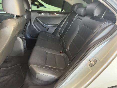 VOLKSWAGEN Jetta 2.0 4P FLEX COMFORTLINE TIPTRONIC AUTOM�TICO, Foto 11