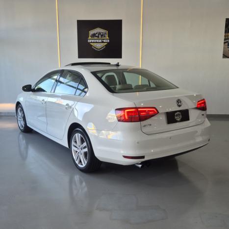 VOLKSWAGEN Jetta 2.0 4P TSI HIGHLINE 211 CV AUTOM�TICO, Foto 3