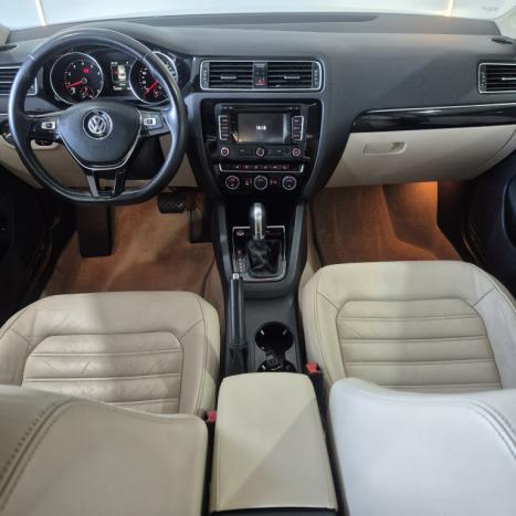 VOLKSWAGEN Jetta 2.0 4P TSI HIGHLINE 211 CV AUTOM�TICO, Foto 8
