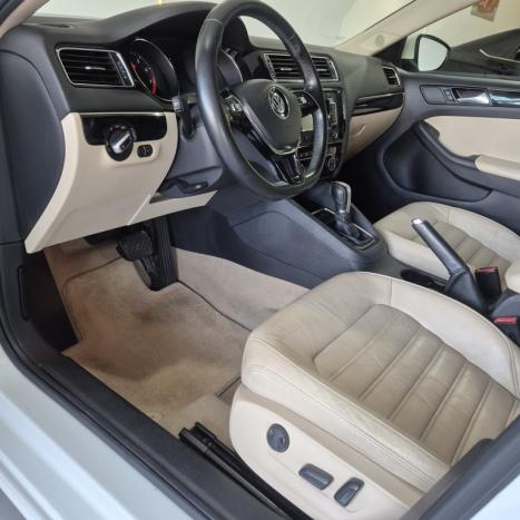 VOLKSWAGEN Jetta 2.0 4P TSI HIGHLINE 211 CV AUTOM�TICO, Foto 13
