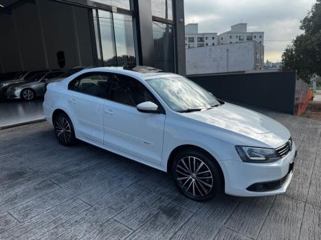 VOLKSWAGEN Jetta 2.0 4P TSI HIGHLINE 211 CV AUTOM�TICO, Foto 3