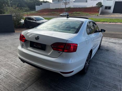 VOLKSWAGEN Jetta 2.0 4P TSI HIGHLINE 211 CV AUTOM�TICO, Foto 13